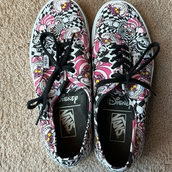 Vans | Vans x Disney Alice in Wonderland Cheshire Cat sneakers - Picture 6 of 7